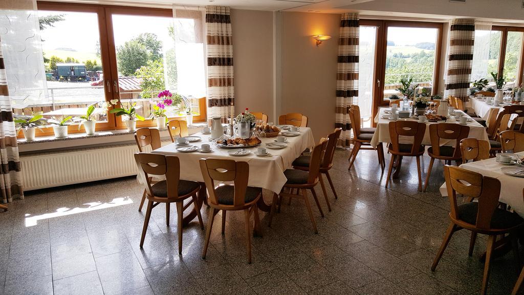 Rhön-Hotel Sonnenhof - Restaurant&Café Poppenhausen Kültér fotó